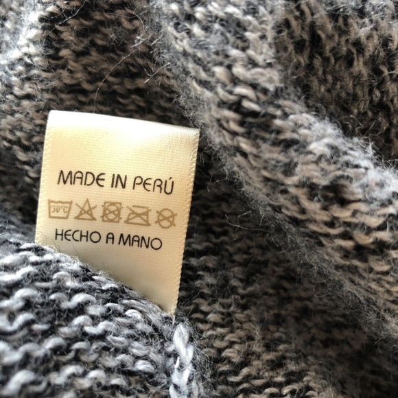 Albinaas Alpaca Sweater Hand Made Peru M - Picture 5 of 7